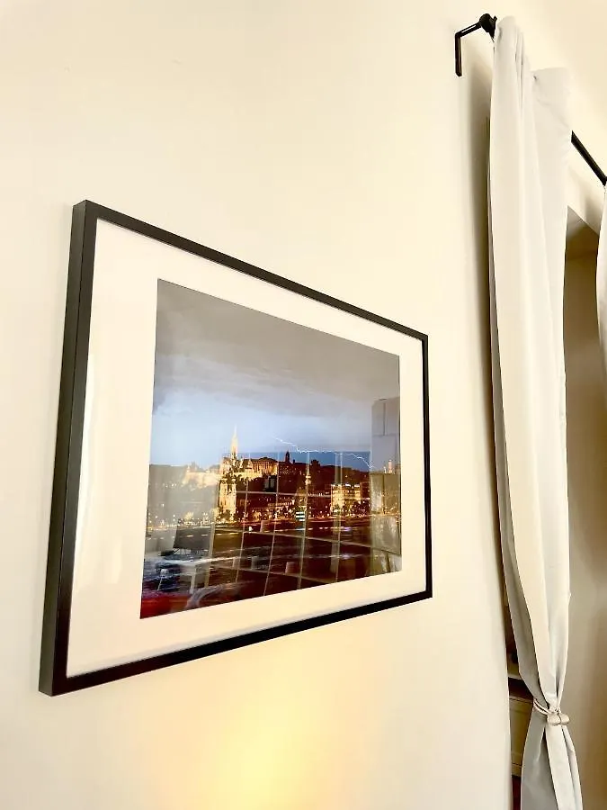 Eotvos 25 Apartment Budapest
