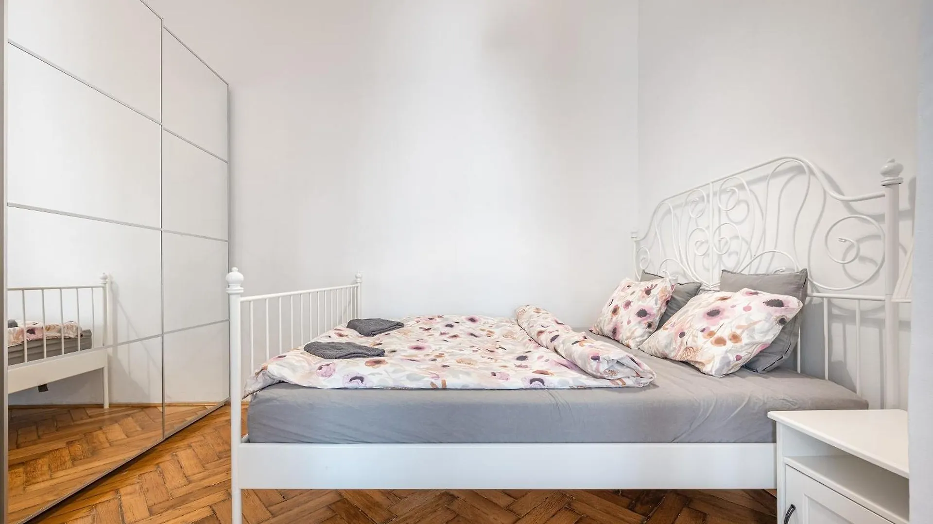 Eotvos 25 Apartment Budapesta